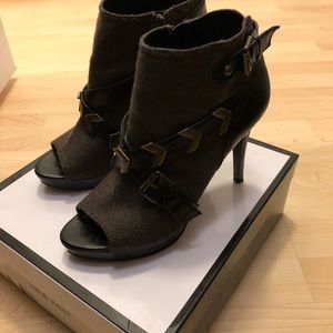 Nine West bootie
